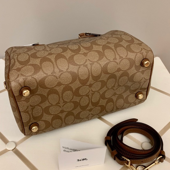 Coach purse “New w/ tags” SOLD - Picture 6 of 8